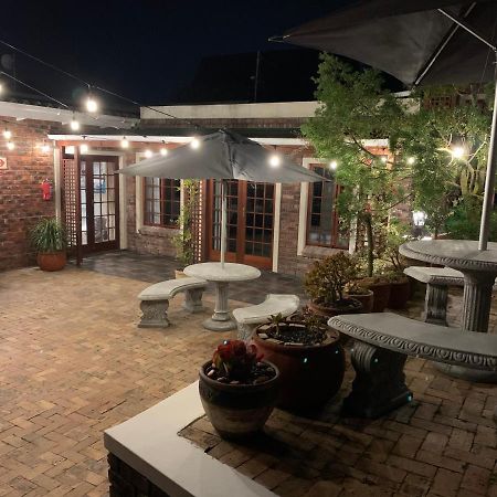 Green Pastures Guesthouse ジョージ エクステリア 写真